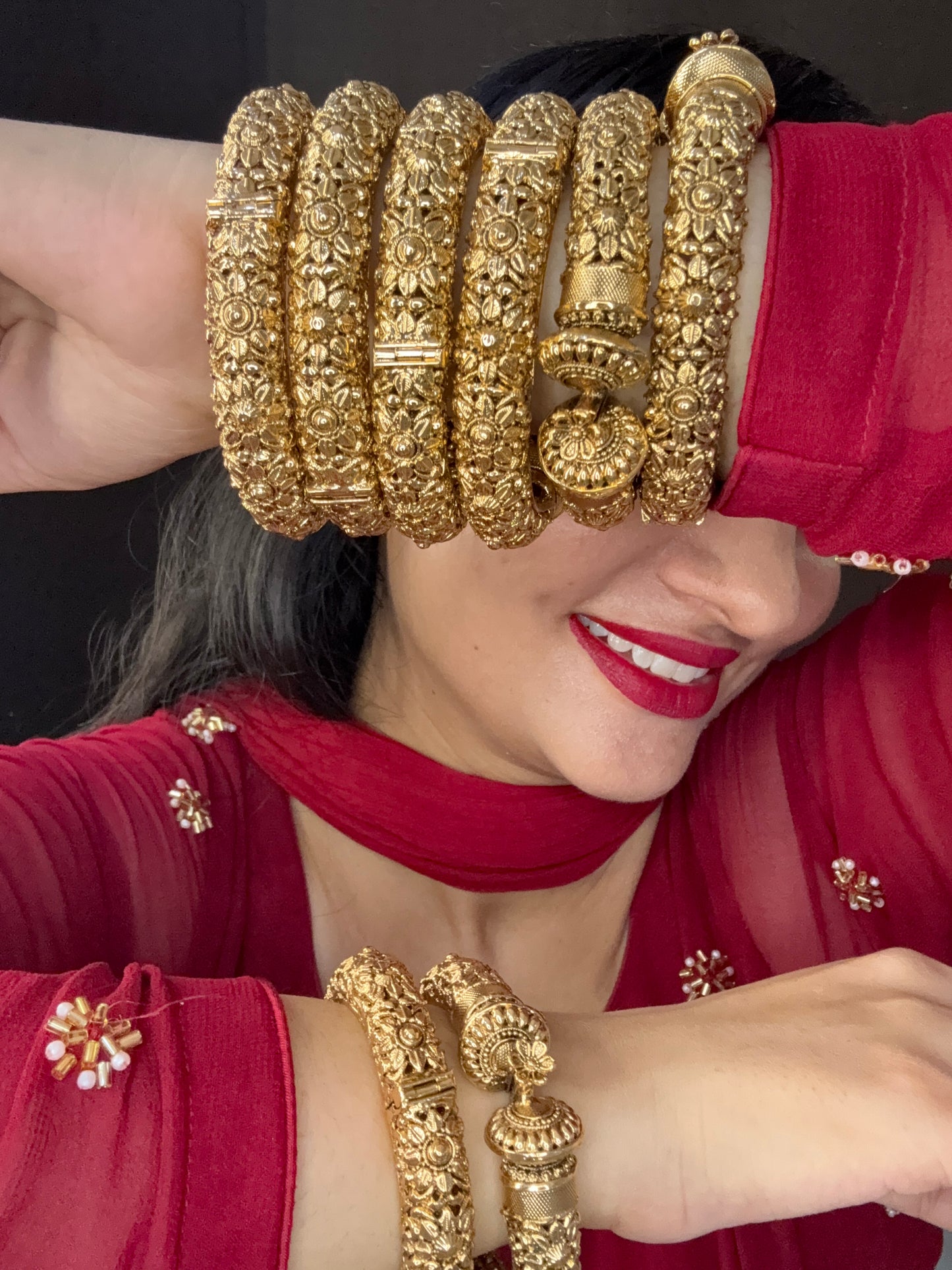 Bangles ( 1 pair - 2 Bangles )