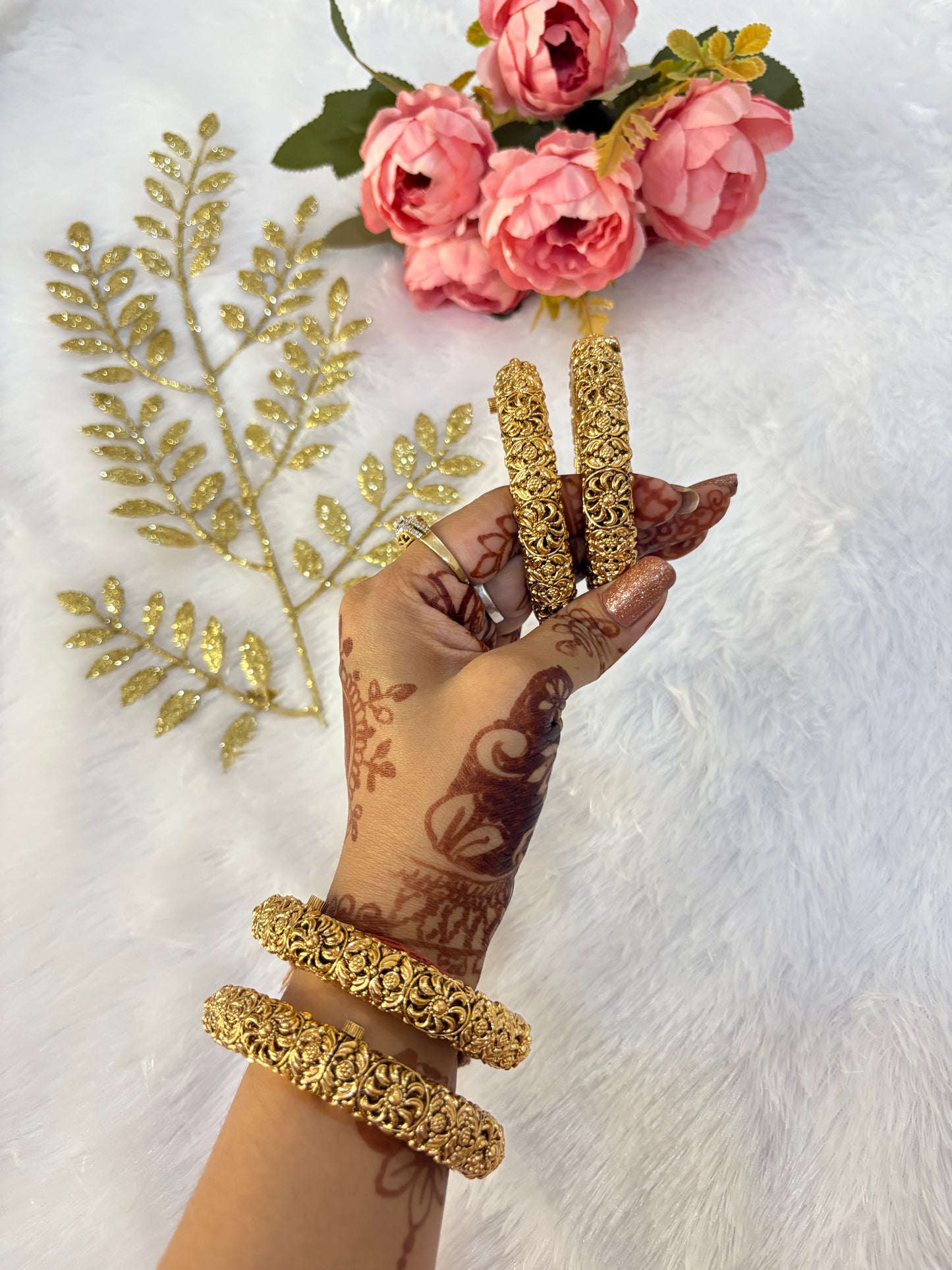 Bangles ( Set of 2 bangles )