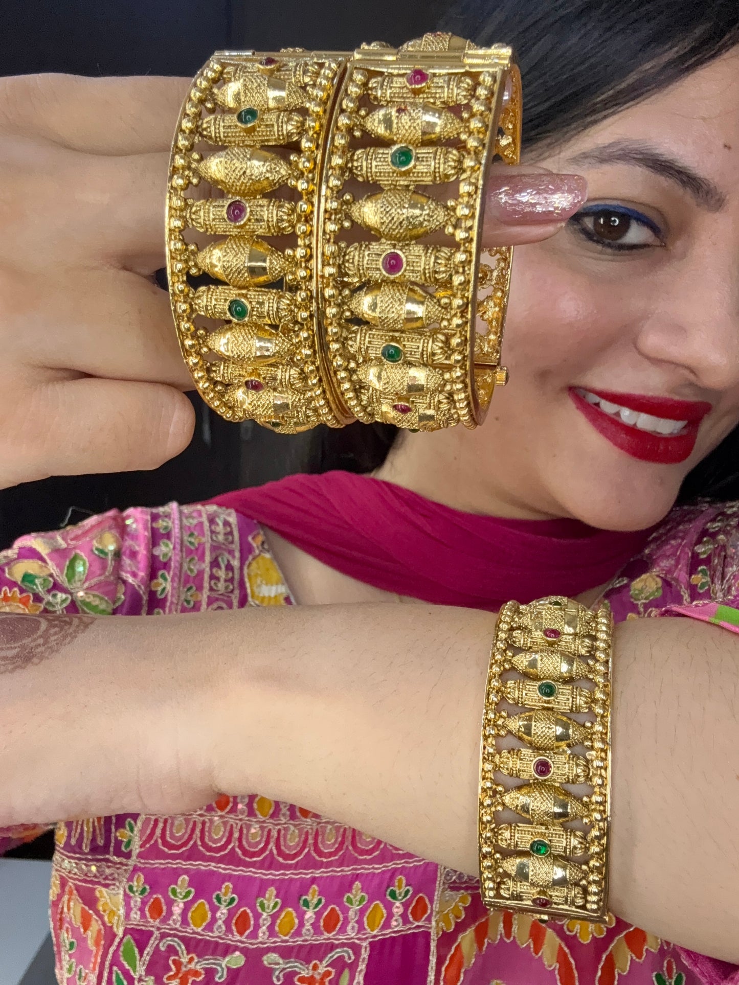 Bangles ( 1 pair - 2 bangles )