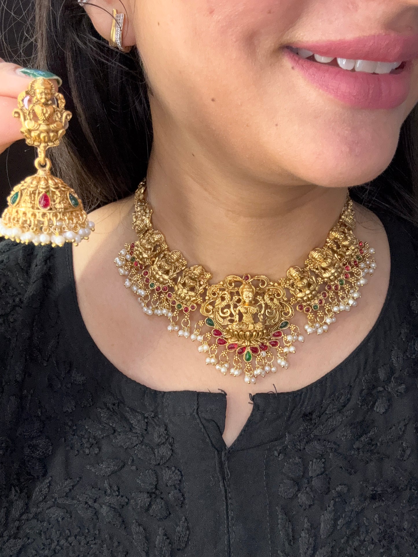 Traditional Set With Earrings